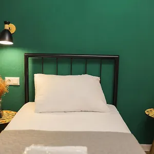 Mohika Boutique Georgien